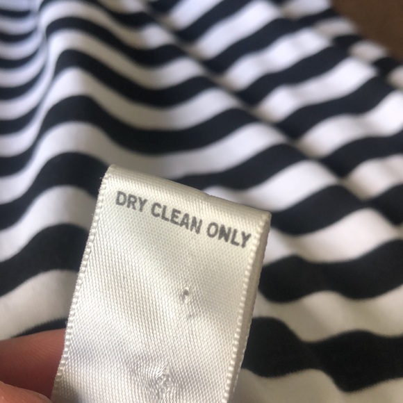 Cache Striped Dress - Picture 6 of 7